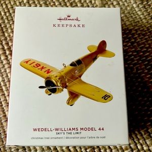 Hallmark Wedell-Williams Model 44 Sky's The Limit Keepsake Ornament 2019